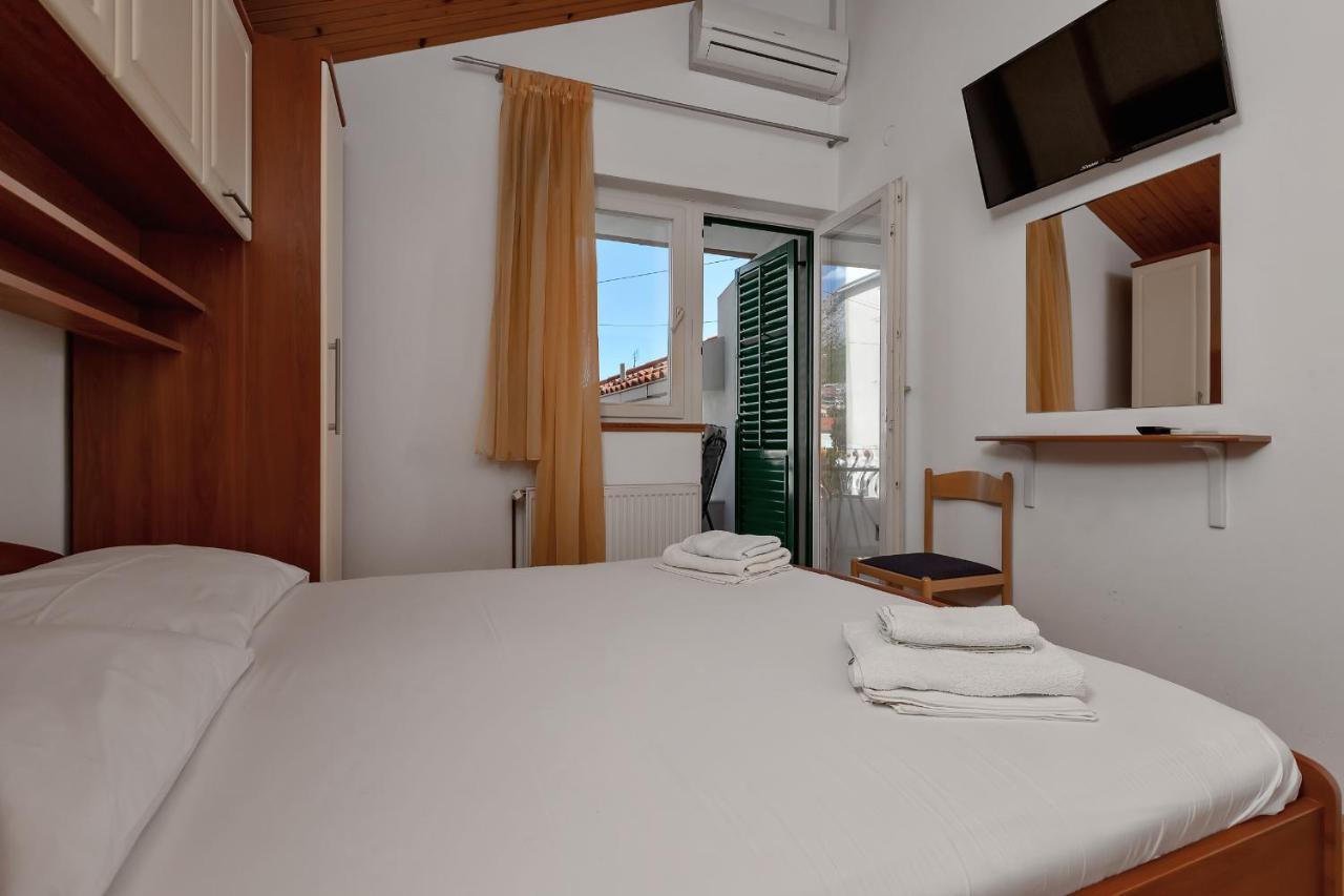 Apartments Carmen Makarska Extérieur photo