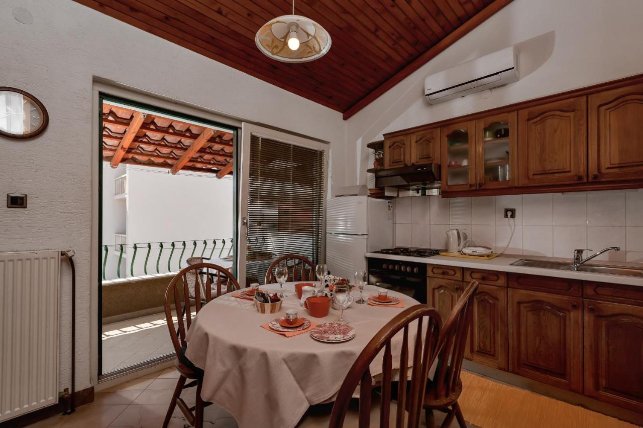 Apartments Carmen Makarska Extérieur photo