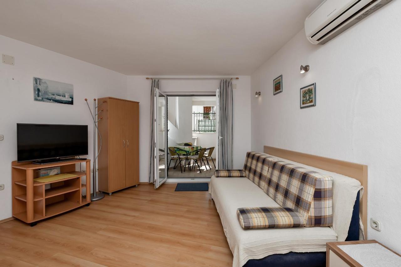 Apartments Carmen Makarska Extérieur photo