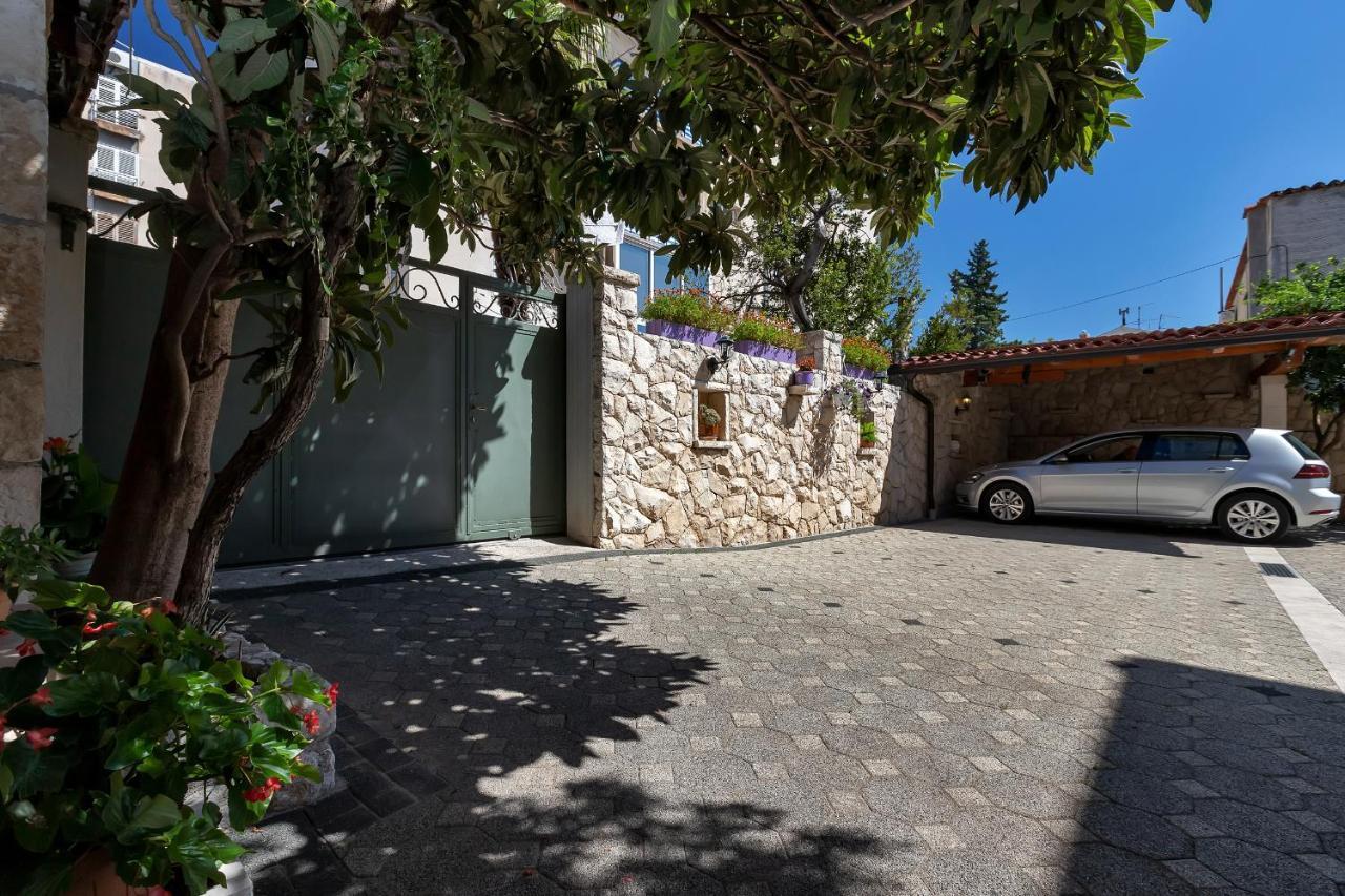 Apartments Carmen Makarska Extérieur photo