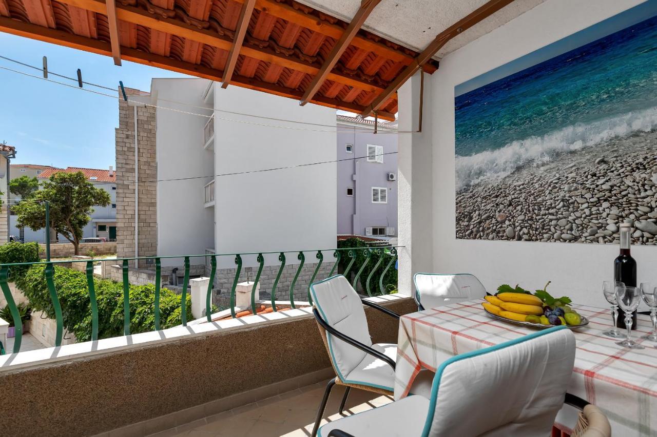 Apartments Carmen Makarska Extérieur photo